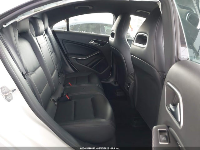Mercedes-Benz CLA 250 2019 WDDSJ4EB3KN753086 Image 8