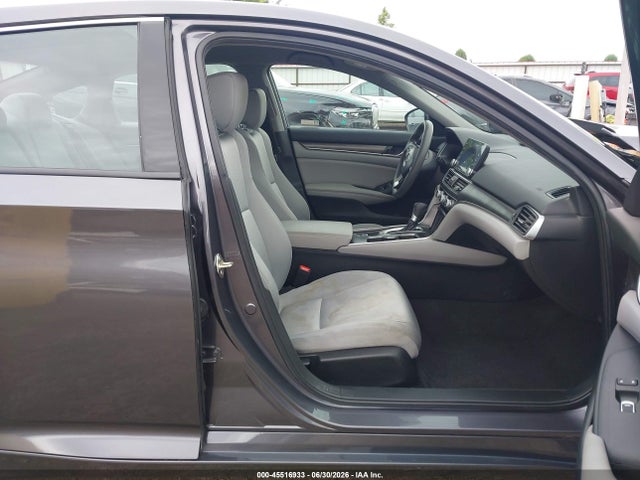 1HGCV1F13KA047834 Honda ACCORD LX