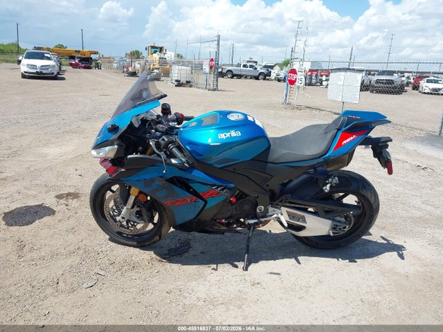 45516937 :رقم المزاد ، ZD4XPUA0XTS000228 vin ، 2026 Aprilia Rsv4 1100 مزاد بيع