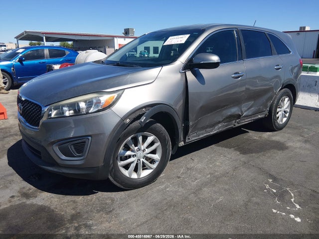KIA Sorento 2.4l L 2016 5XYPG4A34GG186589 Image 2