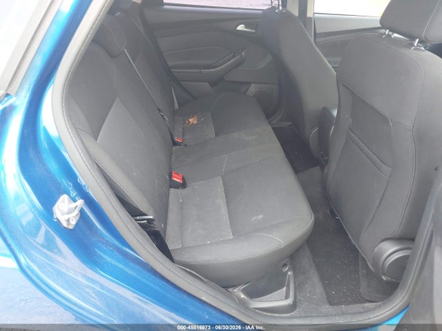 45516973 :رقم المزاد ، 1FADP3F27JL304973 vin ، 2018 Ford Focus Se مزاد بيع