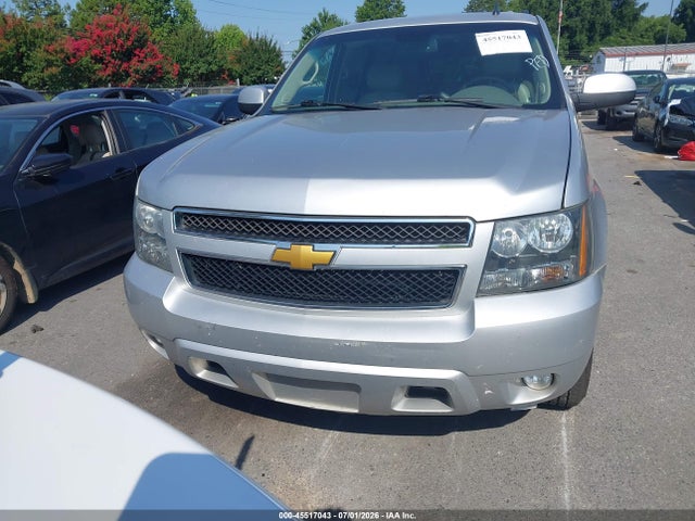 2014 Chevrolet Suburban Lt მანქანა იყიდება აუქციონზე, vin: 1GNSCJE05ER219674, აუქციონის ნომერი: 45517043