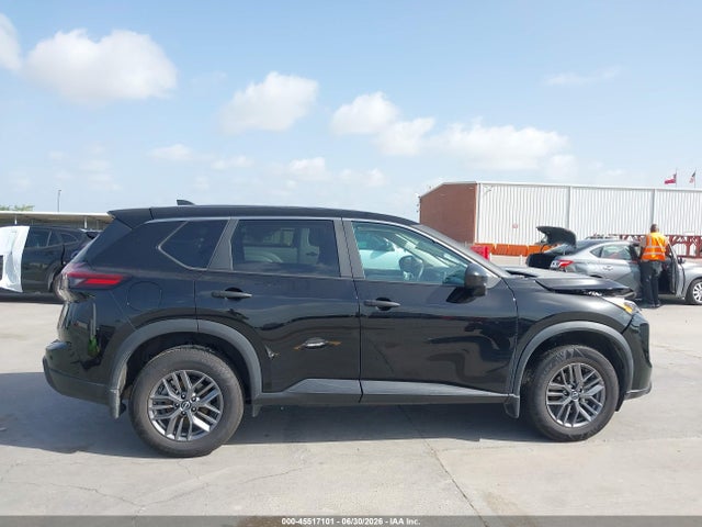 45517101 :رقم المزاد ، 5N1BT3AAXRC728764 vin ، 2024 Nissan Rogue S Fwd مزاد بيع