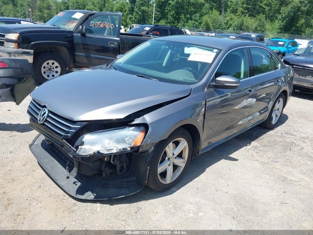 1VWAT7A30EC028655 Volkswagen Passat 1.8t Wolfsburg Edition