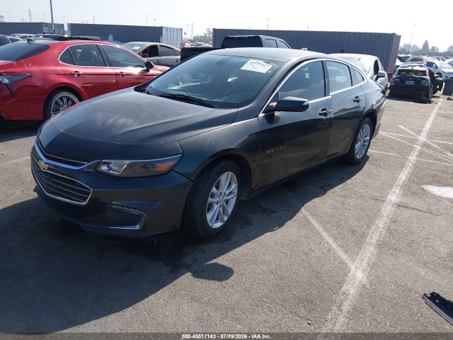 Chevrolet MALIBU LT 2018 1G1ZD5ST5JF256416 Image 2