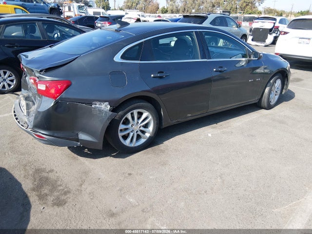Chevrolet MALIBU LT 2018 1G1ZD5ST5JF256416 Image 4
