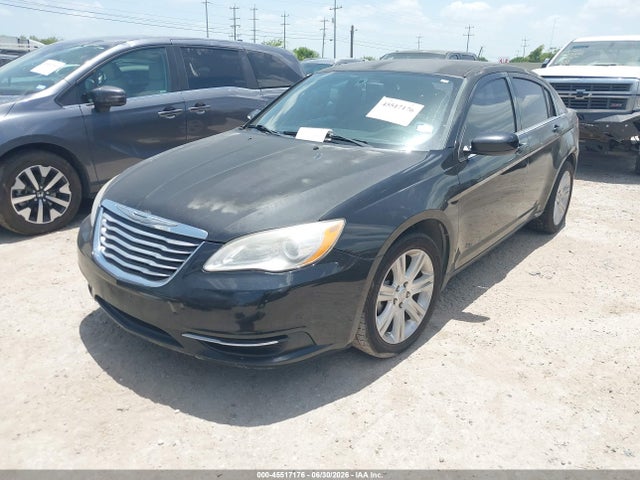 45517176 :رقم المزاد ، 1C3CCBBB9DN542015 vin ، 2013 Chrysler 200 Touring مزاد بيع