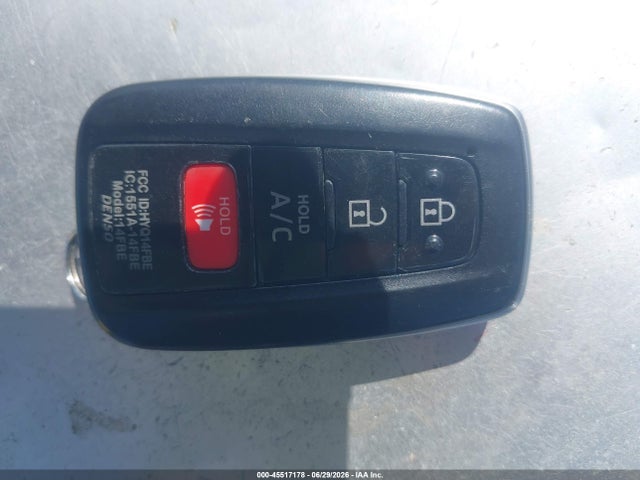 Toyota Prius Prime Limited 2020 JTDKARFP7L3154450 Image 11