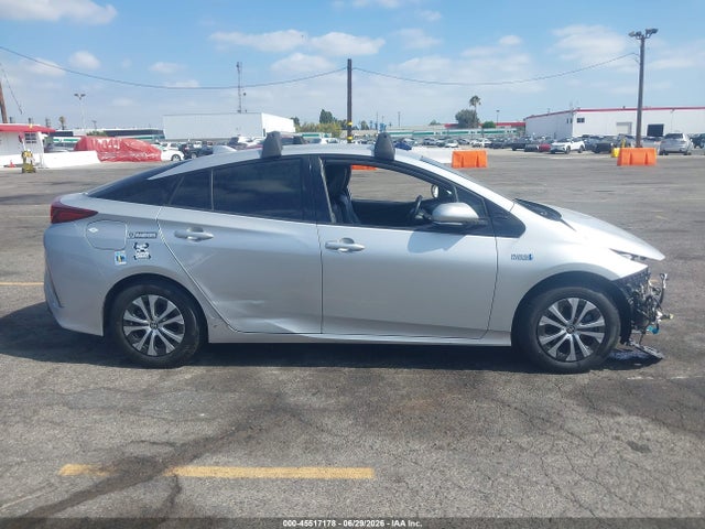 Toyota Prius Prime Limited 2020 JTDKARFP7L3154450 Image 13