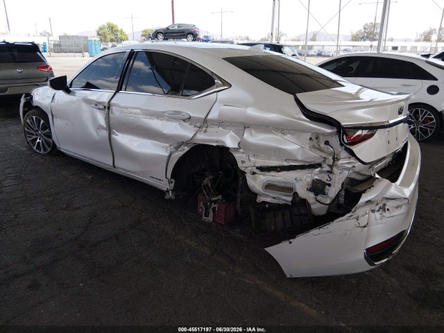 Lexus ES 300H 2021 58ADA1C1XMU002589 Image 3