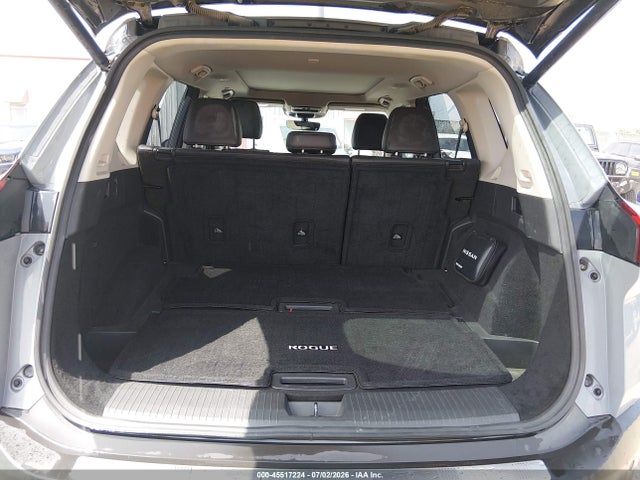 JN8BT3DC6PW101593 Nissan Rogue Platinum Fwd