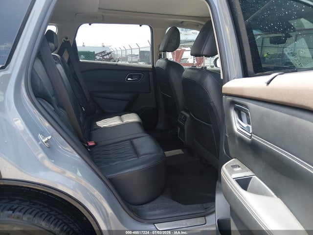 JN8BT3DC6PW101593 Nissan Rogue Platinum Fwd