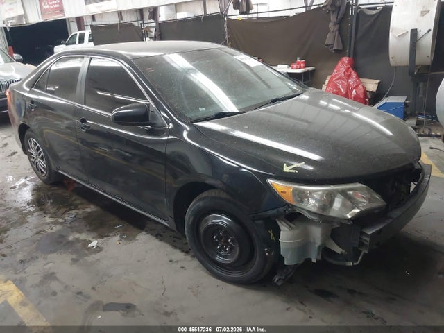 Toyota CAMRY LE 2014 4T4BF1FK1ER338885 Image 1