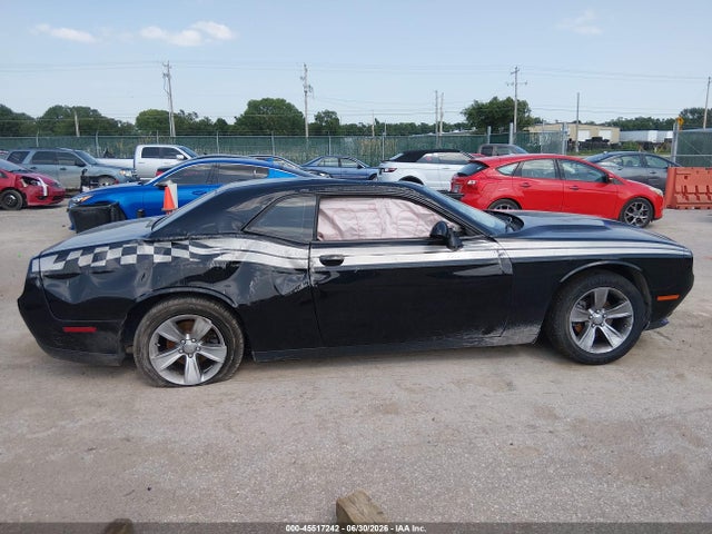 45517242 :رقم المزاد ، 2C3CDZAG7GH184185 vin ، 2016 Dodge Challenger Sxt مزاد بيع