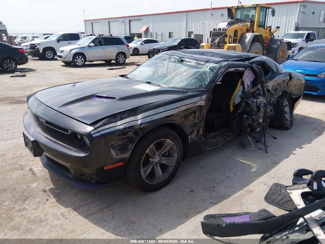45517242 :رقم المزاد ، 2C3CDZAG7GH184185 vin ، 2016 Dodge Challenger Sxt مزاد بيع