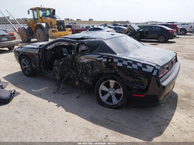 45517242 :رقم المزاد ، 2C3CDZAG7GH184185 vin ، 2016 Dodge Challenger Sxt مزاد بيع