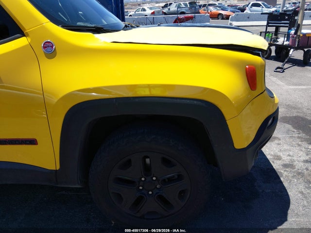 Jeep Renegade Trailhawk 4x4 2018 ZACCJBCB2JPH60977 Image 18