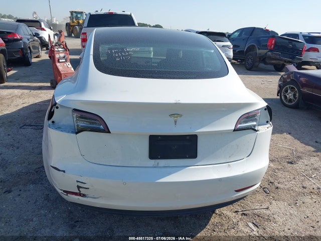 Tesla Model 3 Rear-wheel Drive 2022 5YJ3E1EA6NF163525 Image 15