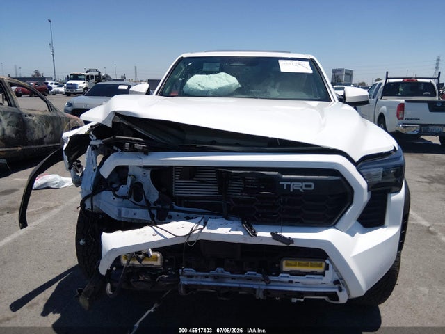 2024 Toyota Tacoma Trd Off Road მანქანა იყიდება აუქციონზე, vin: 3TMLB5JNXRM080528, აუქციონის ნომერი: 45517403