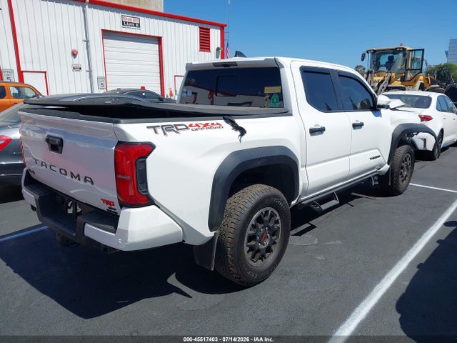 2024 Toyota Tacoma Trd Off Road მანქანა იყიდება აუქციონზე, vin: 3TMLB5JNXRM080528, აუქციონის ნომერი: 45517403