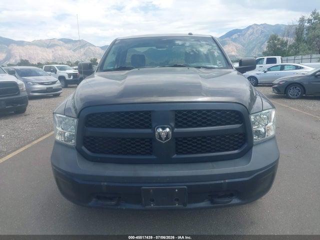 3C6JR7DG2HG704726 RAM 1500 Tradesman 4x4 8&#039; Box