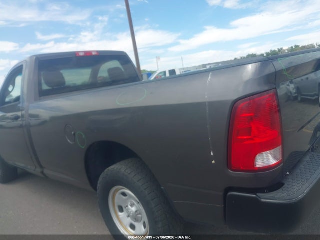 3C6JR7DG2HG704726 RAM 1500 Tradesman 4x4 8&#039; Box