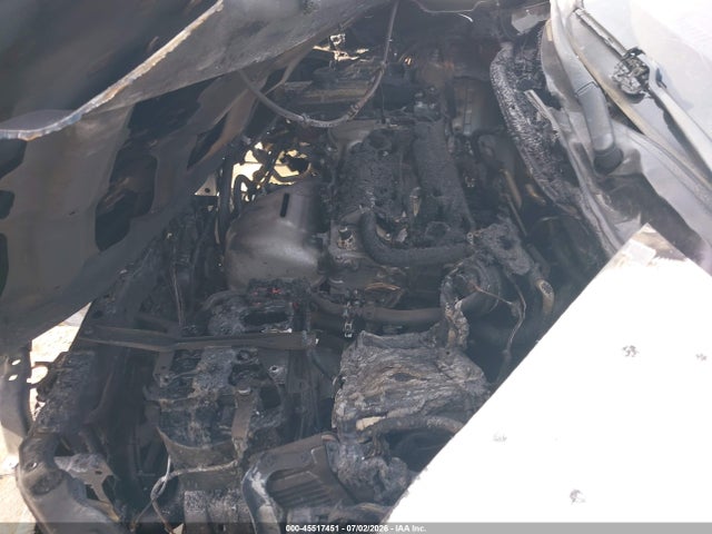 Toyota RAV4 LE 2018 JTMBFREV3JD243425 Image 10