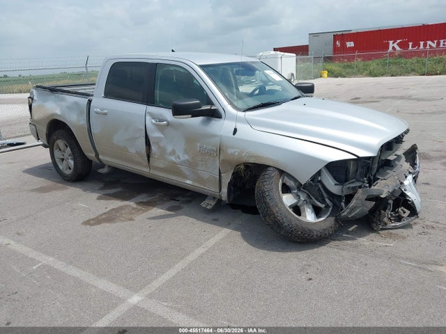 45517464 :رقم المزاد ، 1C6RR7LG5HS681844 vin ، 2017 Ram 1500 Big Horn  4x4 5'7 Box مزاد بيع