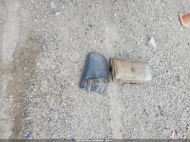 45517534 :رقم المزاد ، 4F4YR12U52TM24751 vin ، 2002 Mazda B3000 Ds مزاد بيع