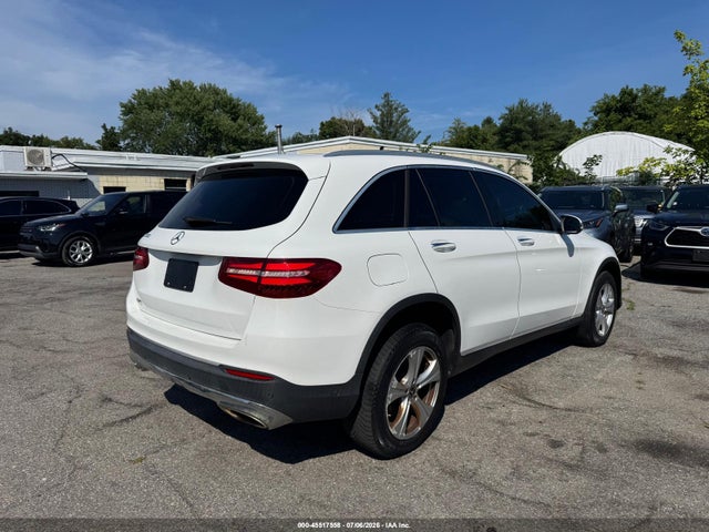 45517558 :رقم المزاد ، WDC0G4JB8JV016447 vin ، 2018 Mercedes-benz Glc 300 مزاد بيع