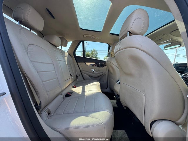 45517558 :رقم المزاد ، WDC0G4JB8JV016447 vin ، 2018 Mercedes-benz Glc 300 مزاد بيع