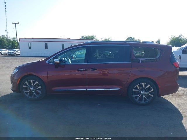 45517564 :رقم المزاد ، 2C4RC1GG7HR839720 vin ، 2017 Chrysler Pacifica Limited مزاد بيع