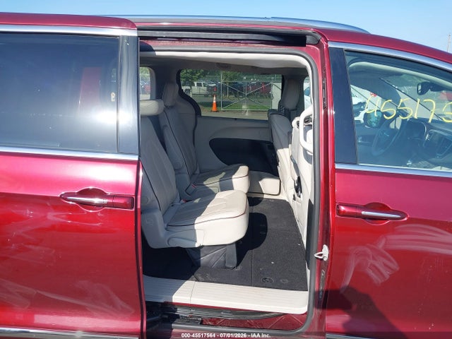 45517564 :رقم المزاد ، 2C4RC1GG7HR839720 vin ، 2017 Chrysler Pacifica Limited مزاد بيع
