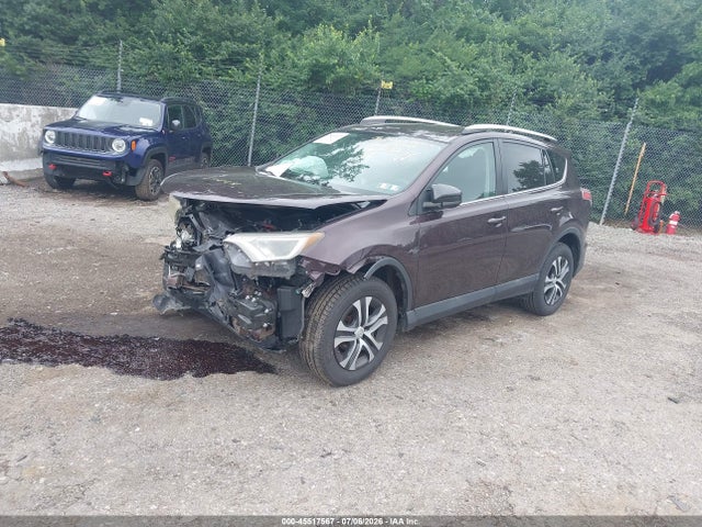 Toyota RAV4 LE 2016 2T3BFREV2GW461562 Image 2