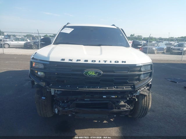 Продажа на аукционе авто 2025 Ford Expedition Platinum, vin: 1FMJU1MG6SEA40364, номер лота: 45517623