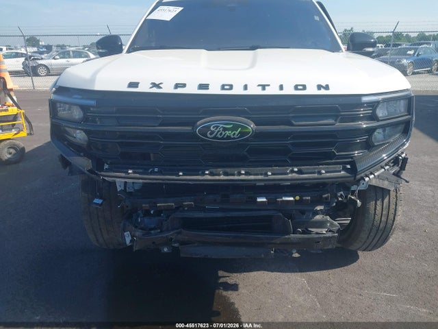 Продажа на аукционе авто 2025 Ford Expedition Platinum, vin: 1FMJU1MG6SEA40364, номер лота: 45517623
