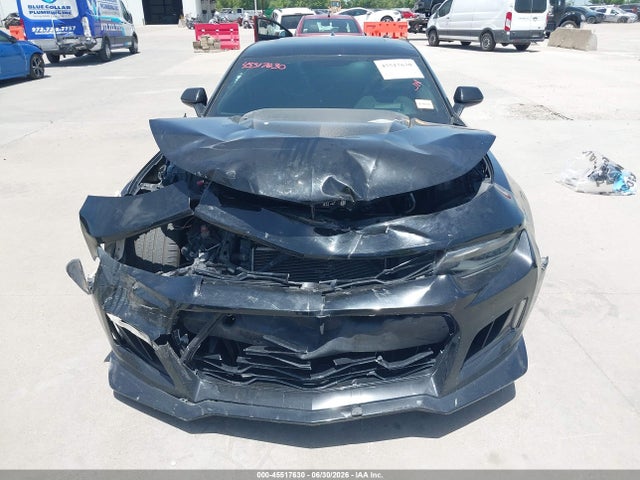 Auction sale of the 2018 Chevrolet Camaro Zl1, vin: 1G1FK1R69J0137806, lot number: 45517630