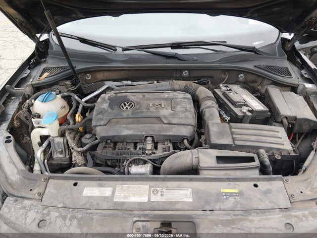 1VWAT7A30GC023619 Volkswagen Passat 1.8t S
