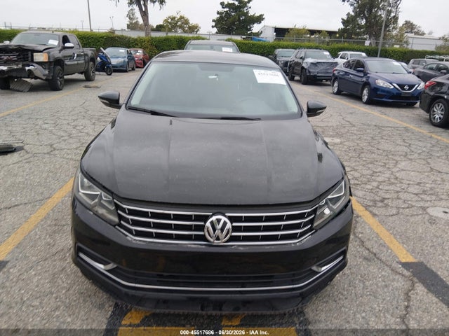 1VWAT7A30GC023619 Volkswagen Passat 1.8t S