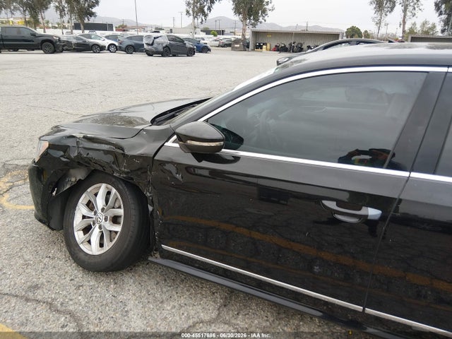1VWAT7A30GC023619 Volkswagen Passat 1.8t S