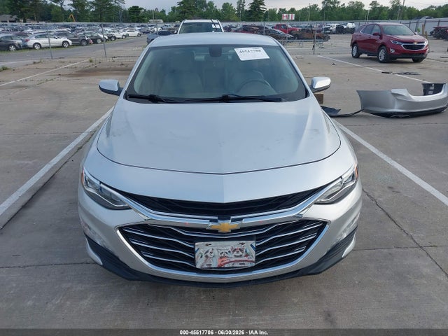 1G1ZE5SX4KF190944 Chevrolet Malibu Premier