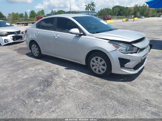 2022 Kia Rio Lx მანქანა იყიდება აუქციონზე, vin: 3KPA24AD1NE465909, აუქციონის ნომერი: 45517708