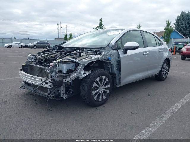 Toyota Corolla Hybrid Le 2022 JTDEAMDE6N3012577 Image 2