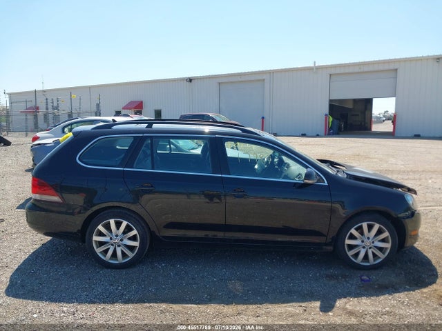 2011 Volkswagen Jetta Sportwagen 2.5l Se მანქანა იყიდება აუქციონზე, vin: 3VWPX7AJ9BM635063, აუქციონის ნომერი: 45517789