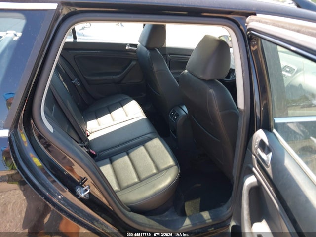 2011 Volkswagen Jetta Sportwagen 2.5l Se მანქანა იყიდება აუქციონზე, vin: 3VWPX7AJ9BM635063, აუქციონის ნომერი: 45517789