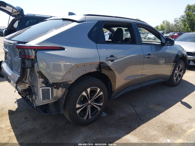 Toyota BZ4X XLE 2024 JTMABACA1RA088816 Image 4