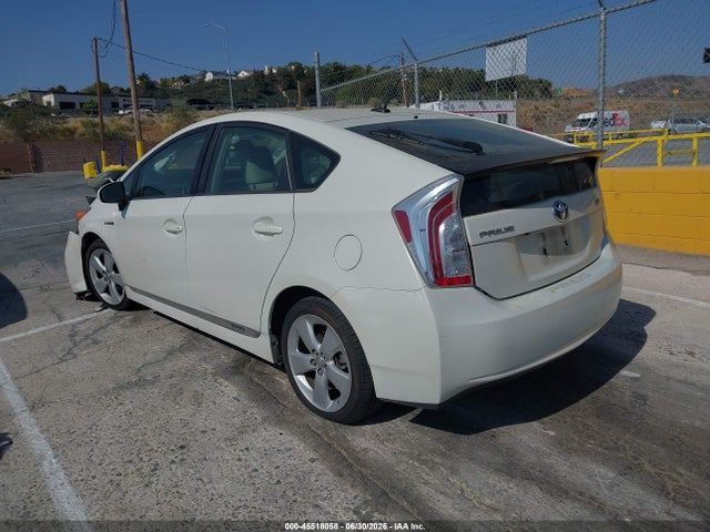 Toyota Prius Five 2014 JTDKN3DU1E1817326 Image 3
