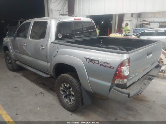 Toyota Tacoma Base V6 2014 3TMLU4EN8EM145692 Image 3