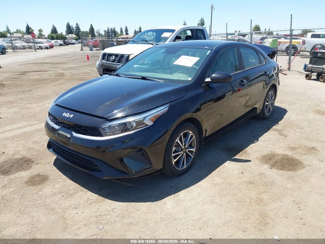 KIA Forte Lxs 2023 3KPF24AD8PE507503 Image 2