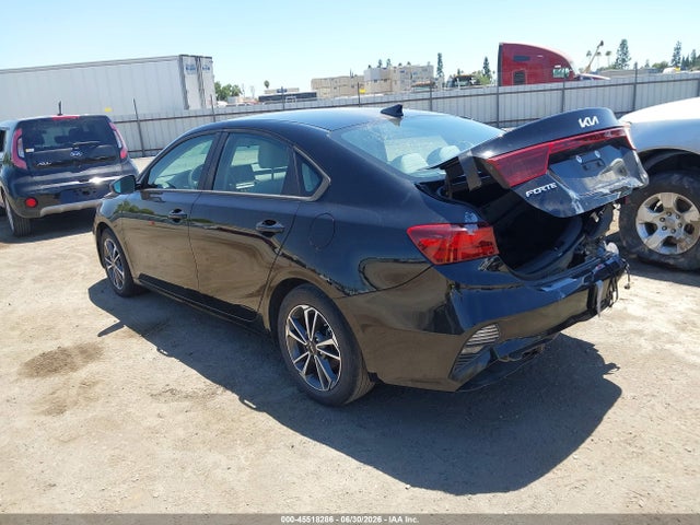 KIA Forte Lxs 2023 3KPF24AD8PE507503 Image 3